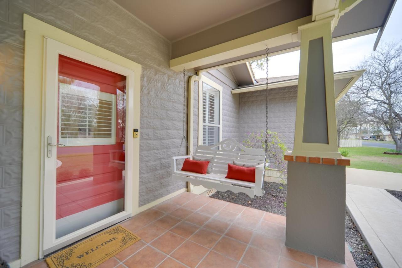 Fredericksburg Home With Pool About 1 Mi To Main Street! Extérieur photo